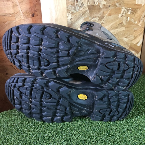 Lowa Renegade GTX Mid Gore-Tex Vibram Hiking Boots Women’s 9 - Picture 8 of 10